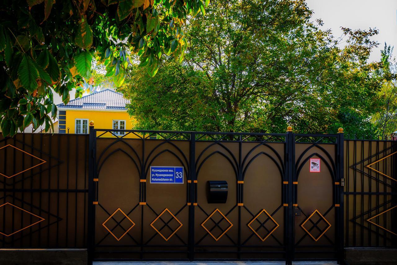 Da Hostel Almaty Exterior photo